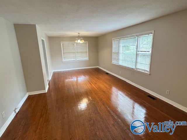 Photo - 508 Forrest Cir NE