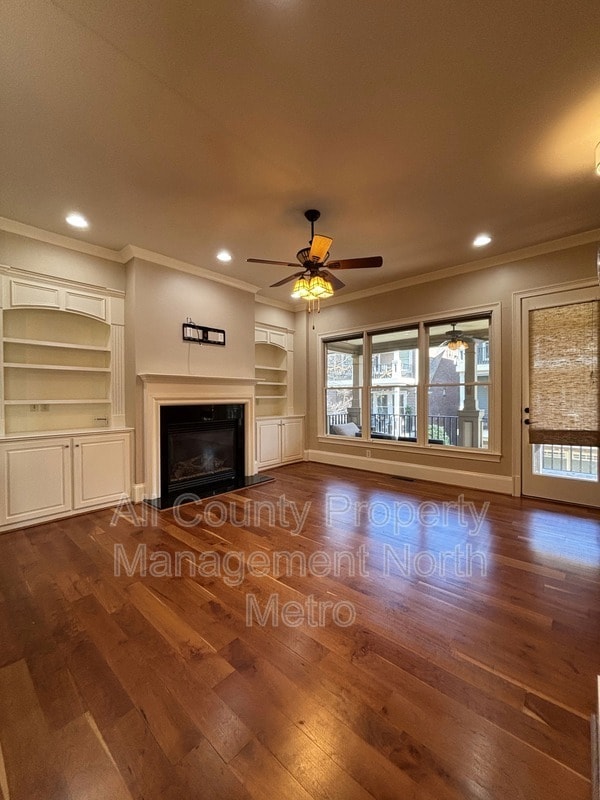 Photo - 395 Laurent St NW