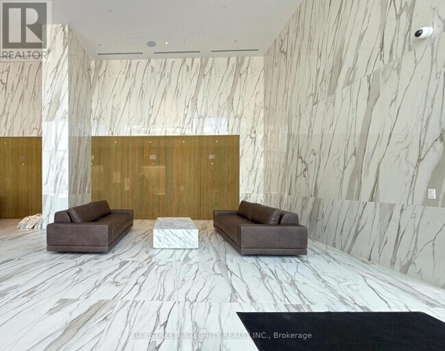 Photo - 448 Burnhamthorpe Rd W Unit 1005