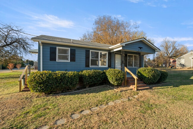 Photo - 628 S Caldwell St