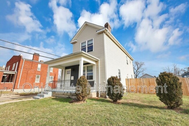 Photo - 826 S 18th St