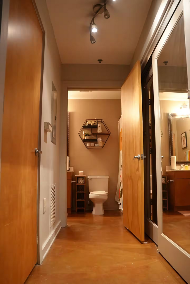 Photo - 626 N Graham St Condo Unit 306