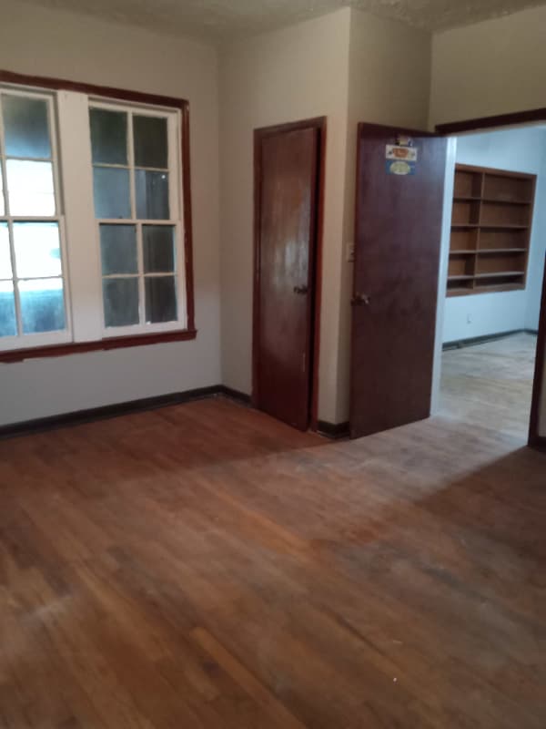 Photo - 712 Church Ave