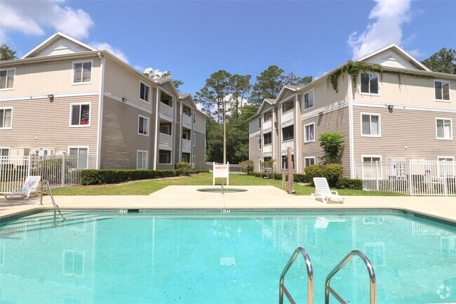 Building Photo - 4000 SW 23rd St Rental