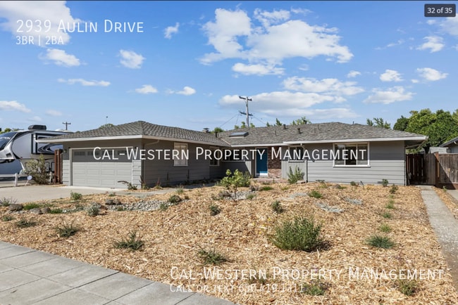 Photo - 2939 Aulin Dr