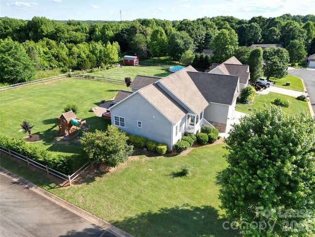 141 Logan Ridge Dr