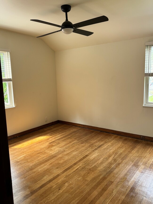 Photo - 235 W Pacemont Rd Unidad 1