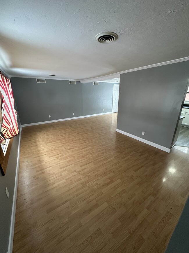 Photo - 3974 Maricarr Dr