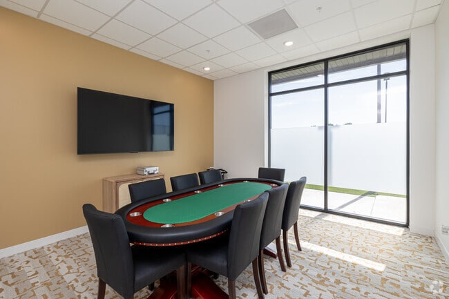 Poker Lounge