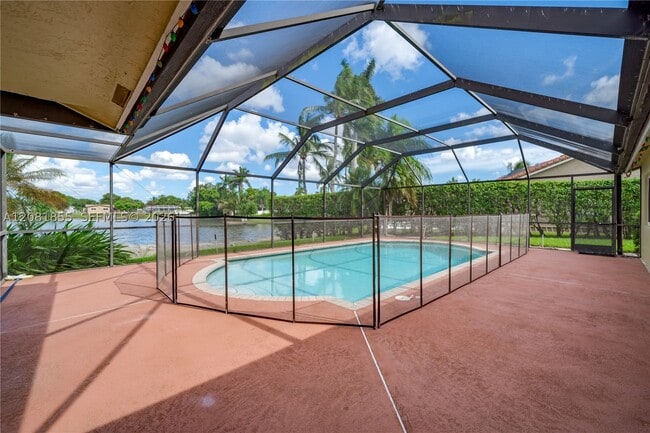 Photo - 360 NW 107th Ave