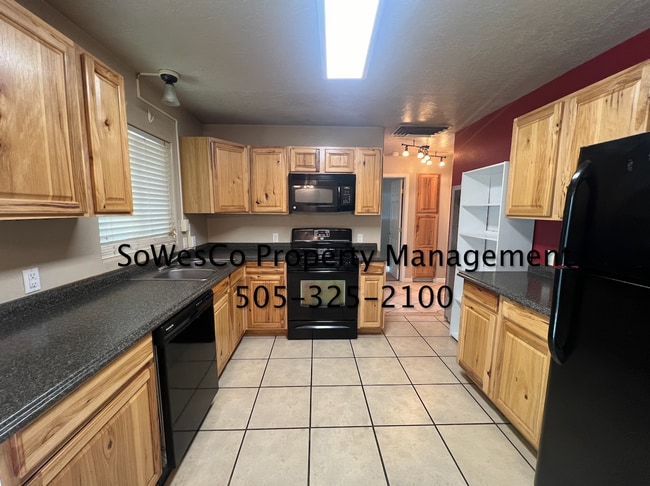 Photo - Beautiful 3 Bedroom Home