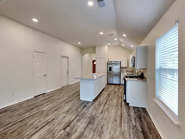 2308 Tallowood Ct