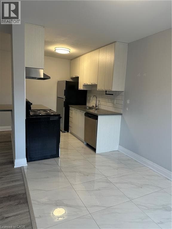 Photo - 579 Clare Ave Unité 212