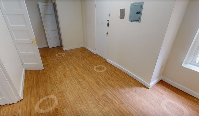 Photo - 1193 Boylston St