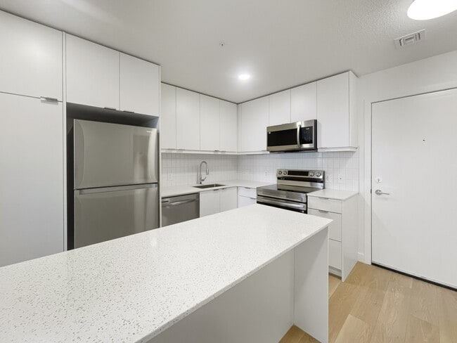 Photo - 8500-8519 19 Ave SE Unit 3505