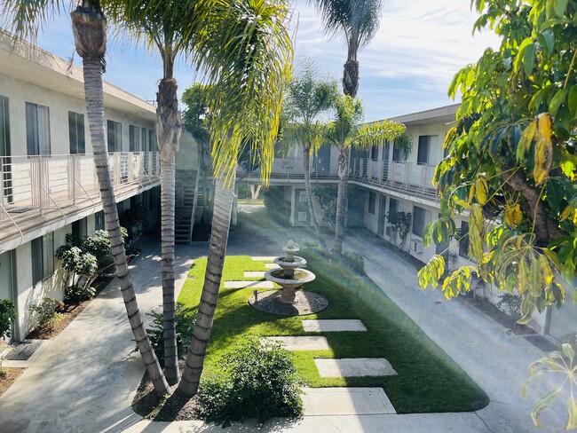 Building Photo - Tropical Breeze Rental
