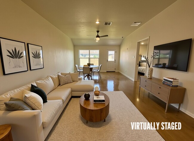 Photo - 1157 Lindsey Dr Unit B