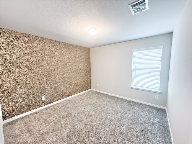 13009 Leisure Cove Dr