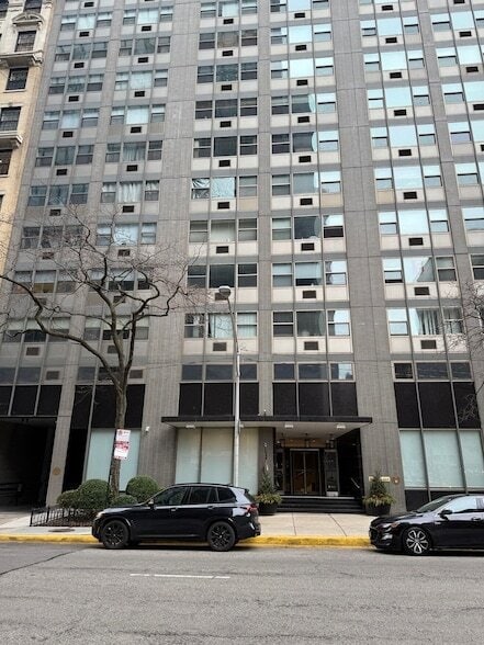 Building Photo - 253 E Delaware Pl Unit 6E