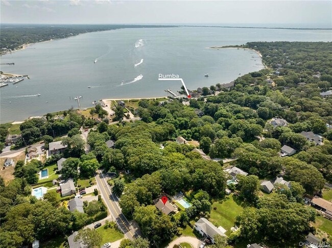102 Fanning Ave