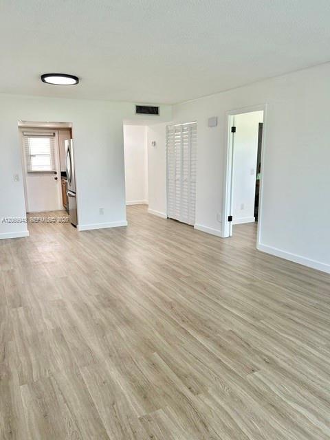 Building Photo - 2431 SW 82nd Ave Unit 204