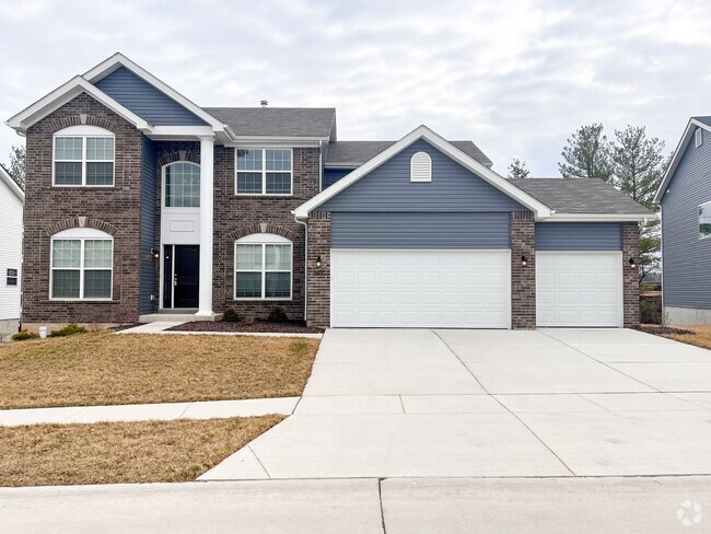 Building Photo - COMING SOON!!! Rental