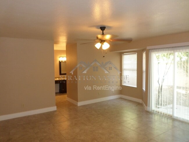 Photo - 1814 E Oak Harbor Dr