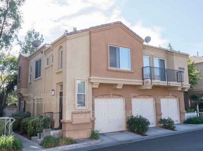 Cheyenne Condos For Rent Santa Clarita Ca Forrent Com