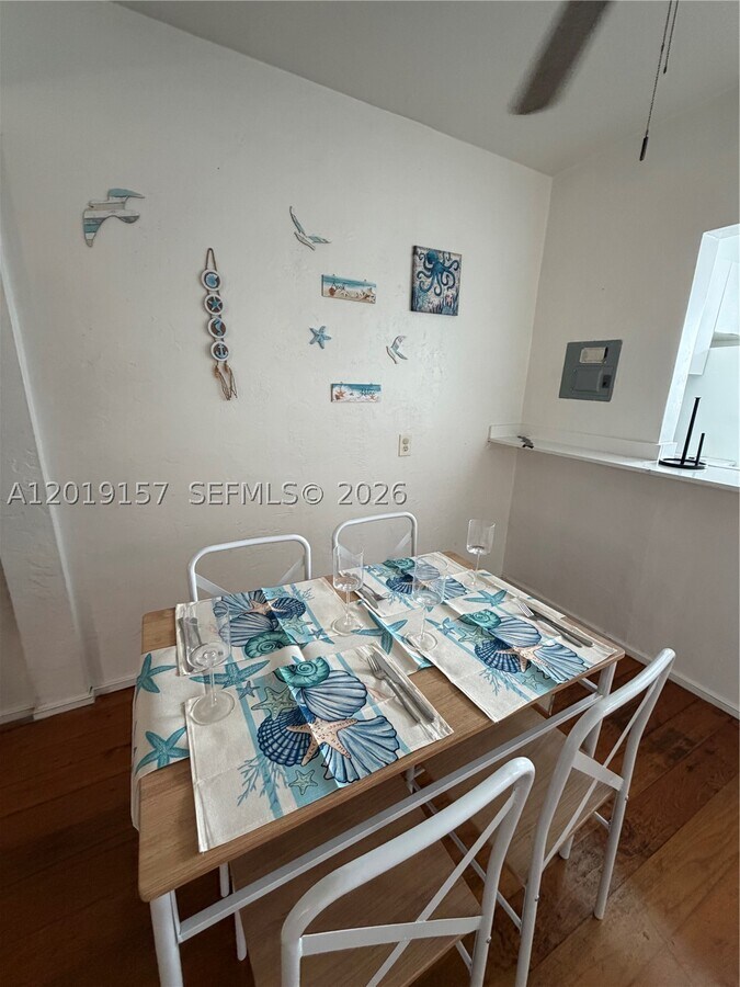 Photo - 1551 Michigan Ave Unit 4