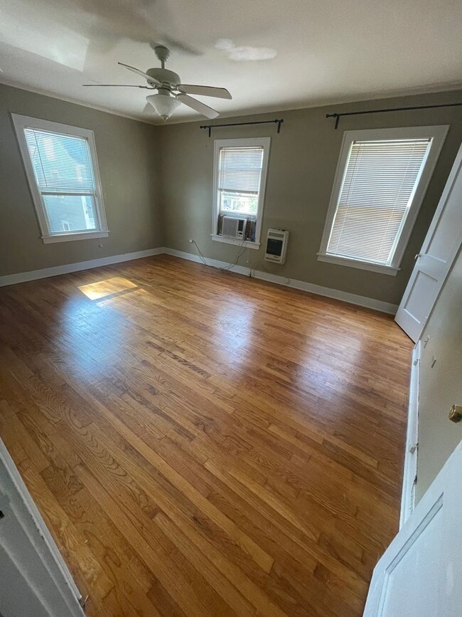 Photo - 2 Bedroom Apartment in Highland!