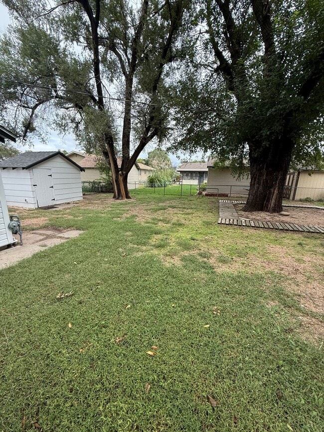 Photo - Adorable 1 bedroom cottage style home