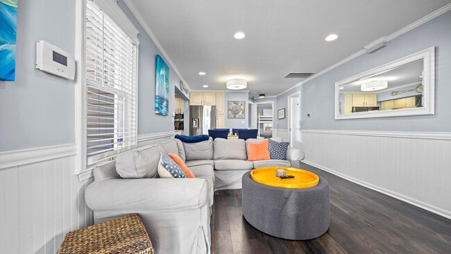 Photo - 816 St James Pl Unidad ID1377380P