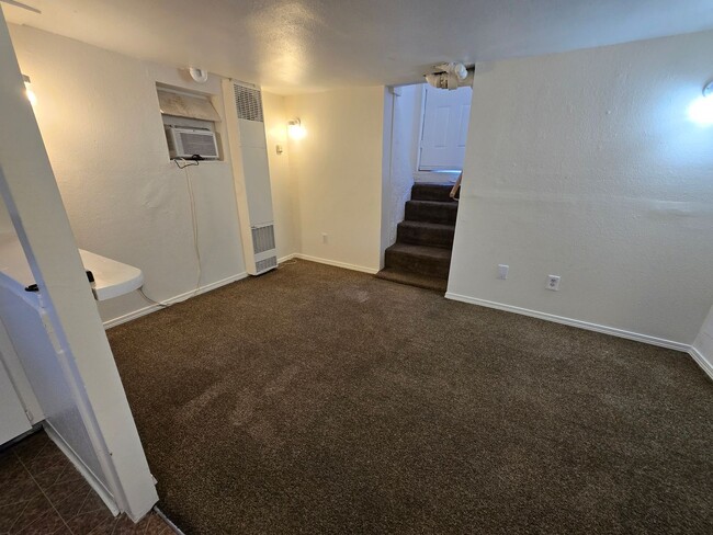 Photo - 418 Field St Unit #B