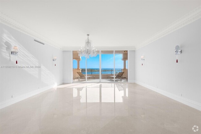 Building Photo - 7154 Fisher Island Dr Unit 7154 Rental