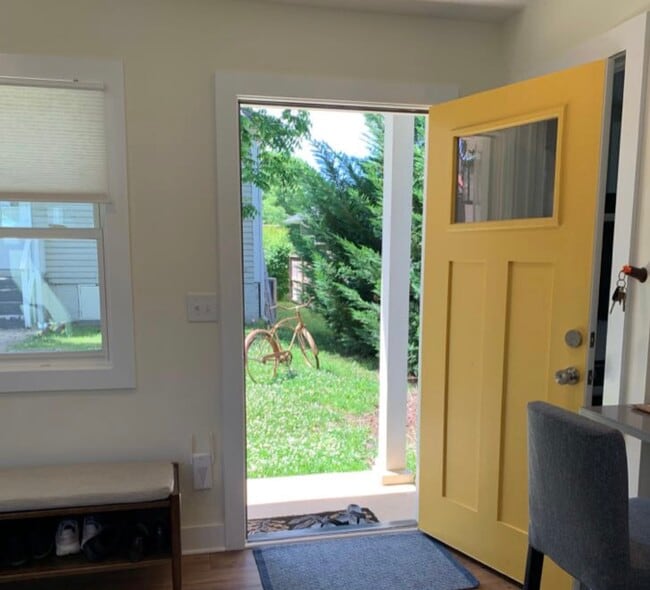 Photo - 1302 W Club Blvd