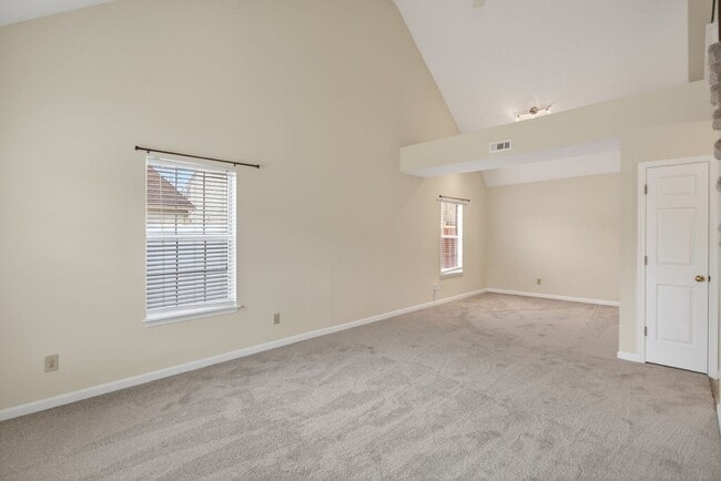 Photo - Hampton’s Westview Lakes