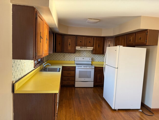 Photo - 7 Bryson Ave