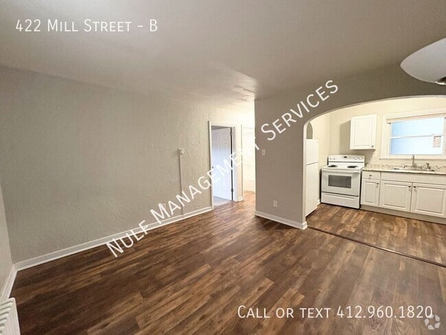 Building Photo - 422 Mill St Unit B Rental