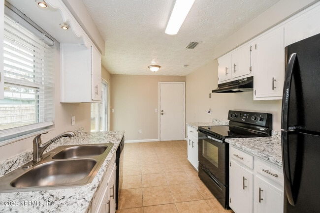 Photo - 1721 Stacey Ct