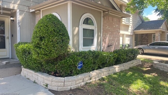 Photo - 903 Love Wood Ln