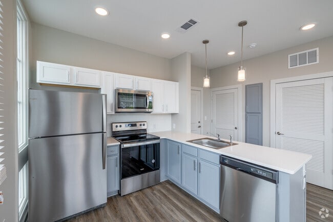 1BR - Kitchen