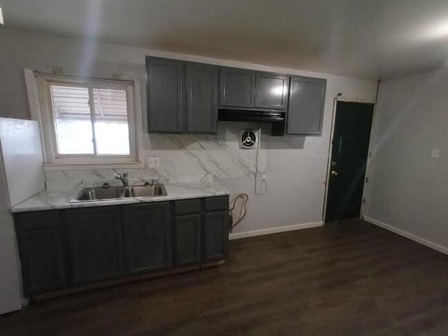 Photo - 20460 Griggs St