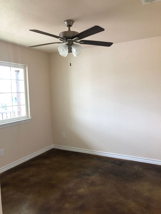 509 College St Unidad A
