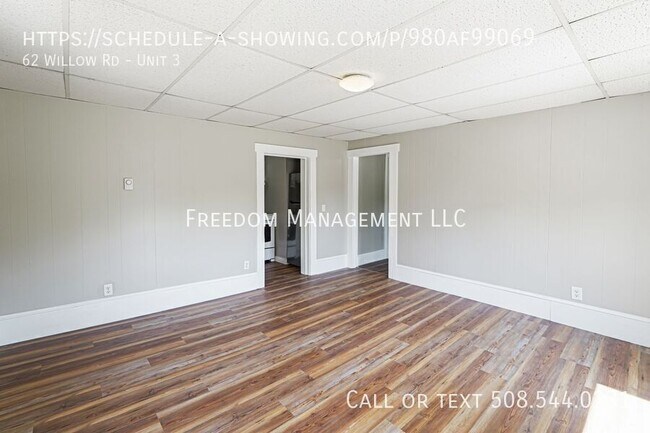 Photo - 62 Willow Rd Unit 3
