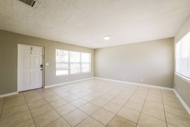 Photo - 1522 NW 10th Ave