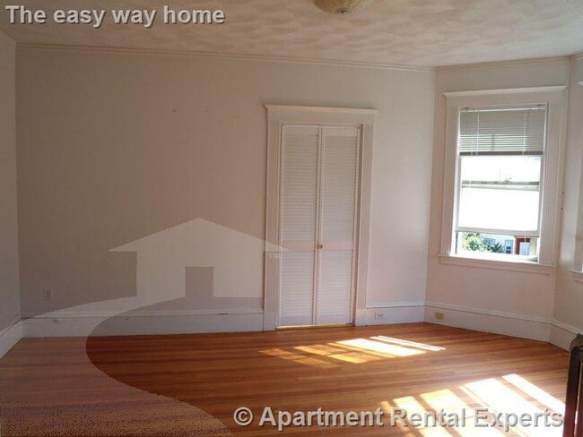 Photo - 79 College Ave Unit #2