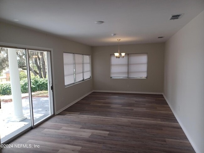 5869 White Sands Rd