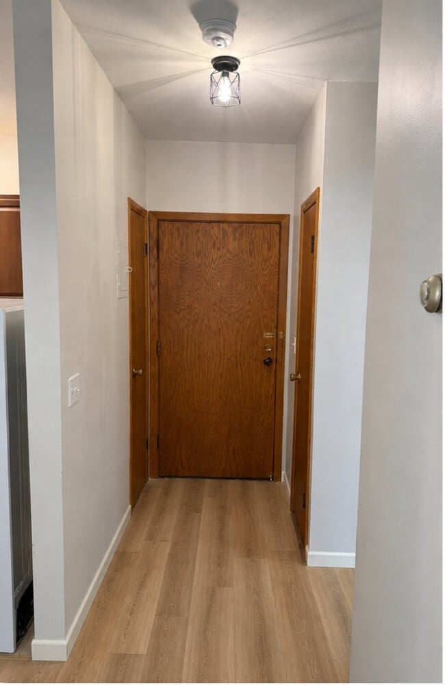 Photo - 3308 Girard Ave S Unidad 101