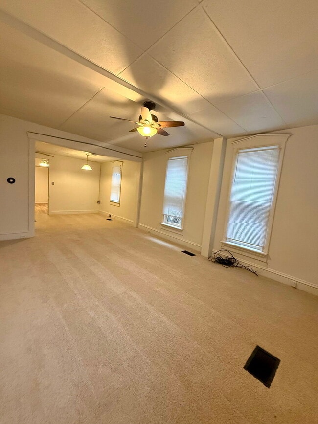 Photo - 144 E Main St