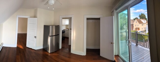 Photo - 76 Cameron Ave Apartamentos Unidad 3
